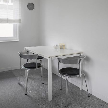 Modernes Stadthaus 100Qm Parkplatz Bad&Dusche Kueche Hannover Bagian luar foto