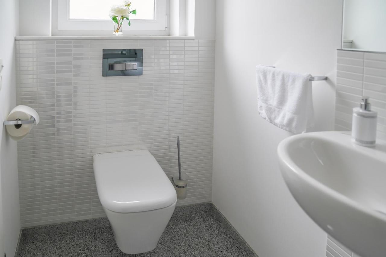 Modernes Stadthaus 100Qm Parkplatz Bad&Dusche Kueche Hannover Bagian luar foto